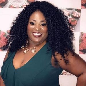 Meet your Posher, Joann